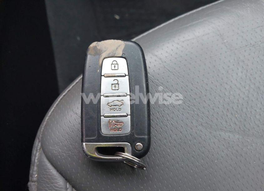 Photo 11 of 2013 Hyundai Sonata LIMITED (VIN 5NPEC4AC7DH705366)