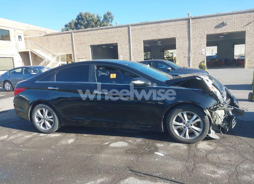 Photo 13 of 2013 Hyundai Sonata LIMITED (VIN 5NPEC4AC7DH705884)