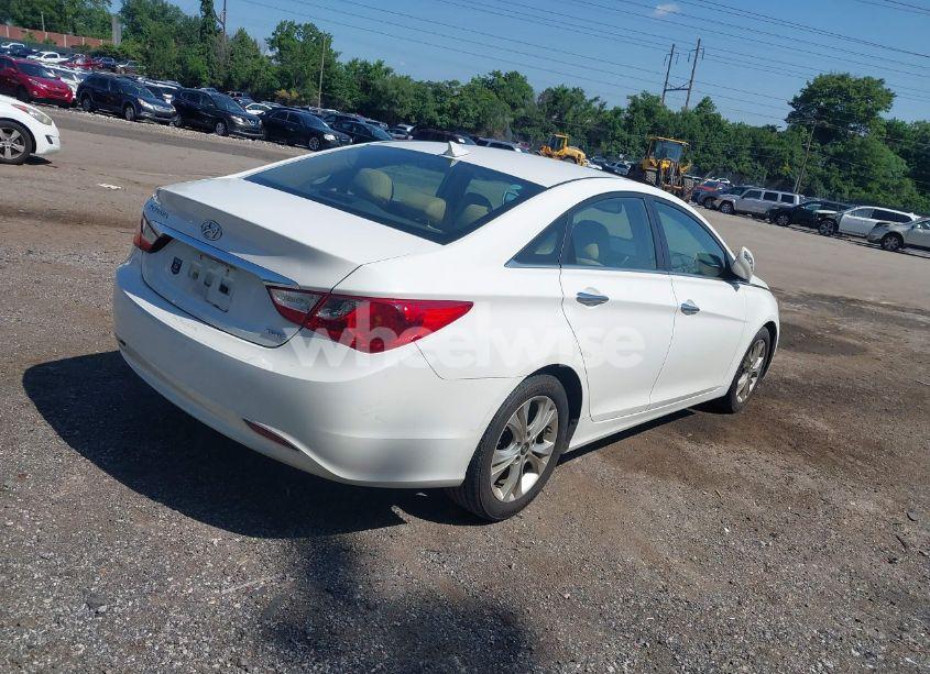 Photo 4 of 2013 Hyundai Sonata LIMITED (VIN 5NPEC4AC7DH722958)