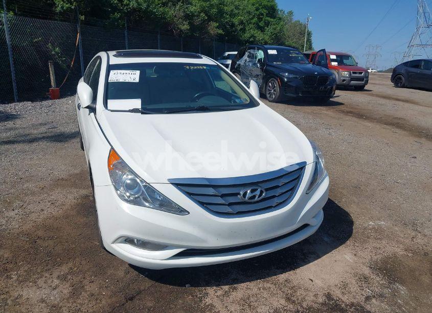 Photo 6 of 2013 Hyundai Sonata LIMITED (VIN 5NPEC4AC7DH722958)