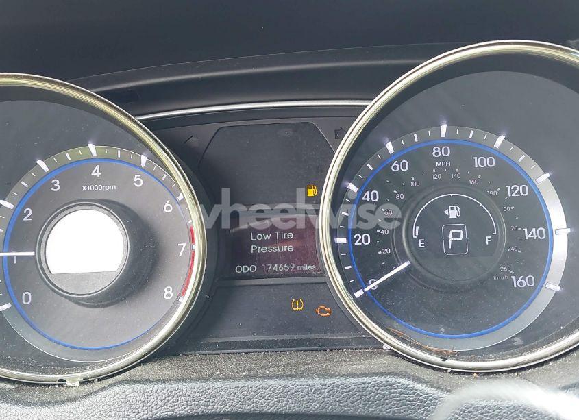 Photo 7 of 2013 Hyundai Sonata SE (VIN 5NPEC4AC7DH723821)