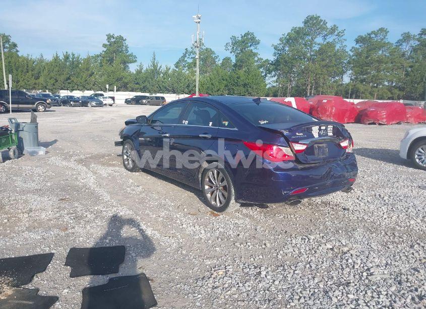 Photo 3 of 2013 Hyundai Sonata SE (VIN 5NPEC4AC7DH767916)