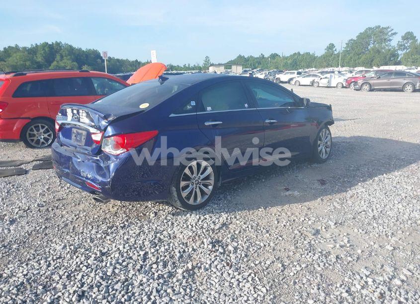 Photo 4 of 2013 Hyundai Sonata SE (VIN 5NPEC4AC7DH767916)
