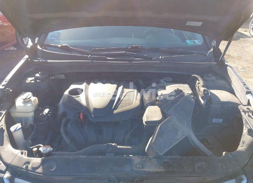 Photo 10 of 2013 Hyundai Sonata SE (VIN 5NPEC4AC7DH797644)