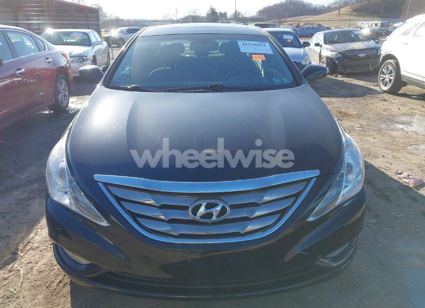 Photo 6 of 2013 Hyundai Sonata SE (VIN 5NPEC4AC7DH797644)