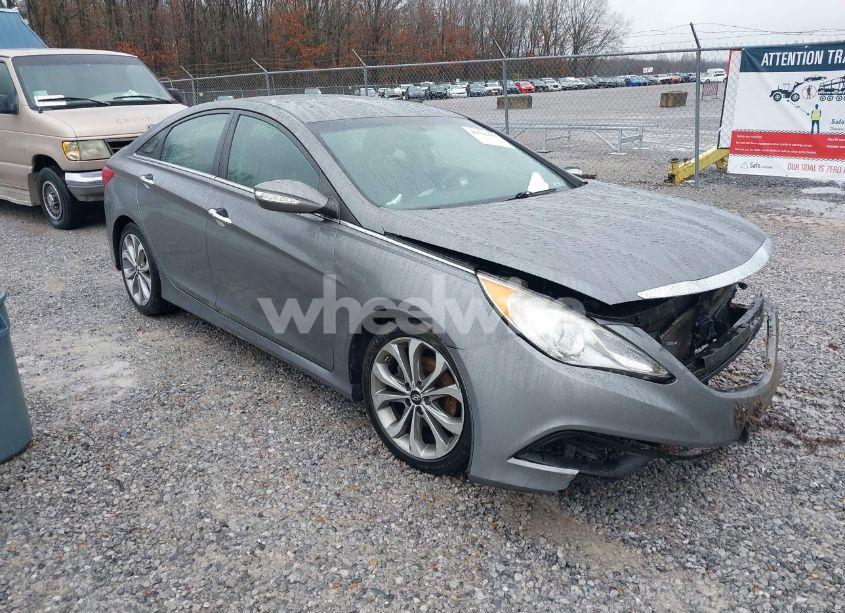 2014 Hyundai Sonata SE (VIN 5NPEC4AC7EH836802) main photo