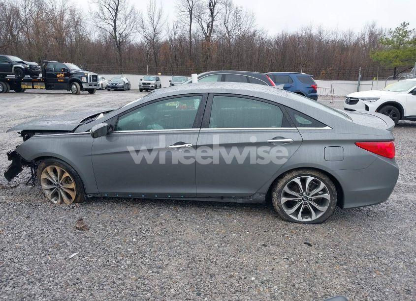 Photo 14 of 2014 Hyundai Sonata SE (VIN 5NPEC4AC7EH836802)