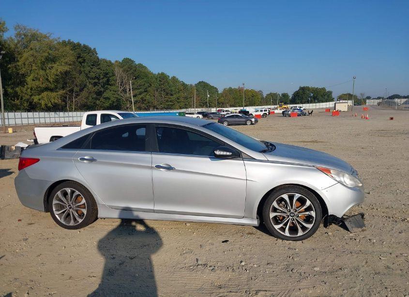 Photo 14 of 2014 Hyundai Sonata SE (VIN 5NPEC4AC7EH919078)