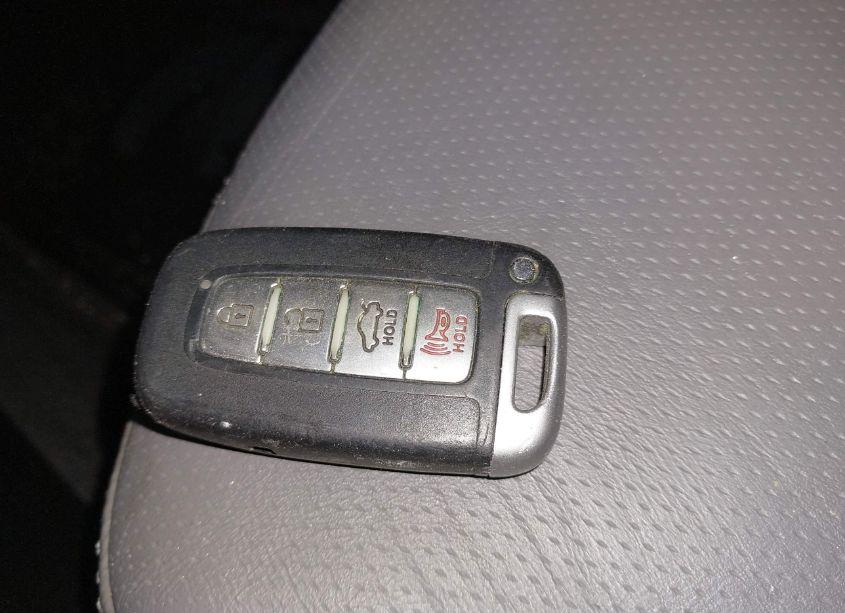 Photo 11 of 2011 Hyundai Sonata LIMITED (VIN 5NPEC4AC8BH000945)