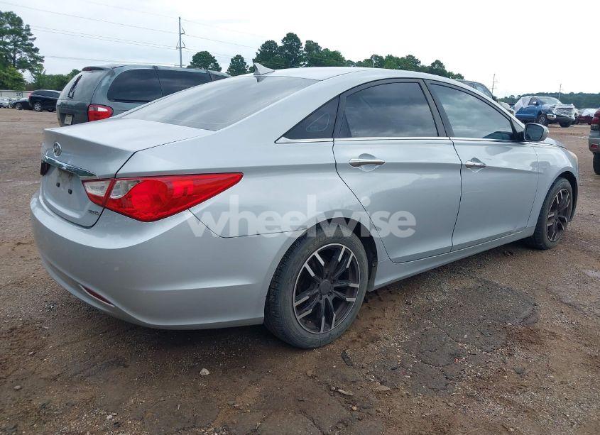 Photo 4 of 2011 Hyundai Sonata LIMITED (VIN 5NPEC4AC8BH019558)