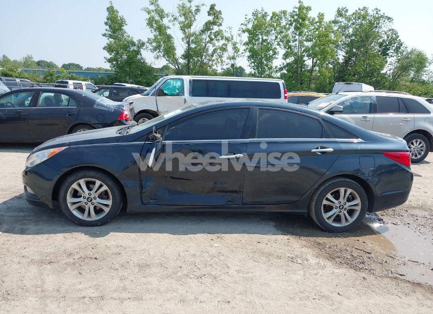 Photo 14 of 2011 Hyundai Sonata LIMITED (VIN 5NPEC4AC8BH023108)
