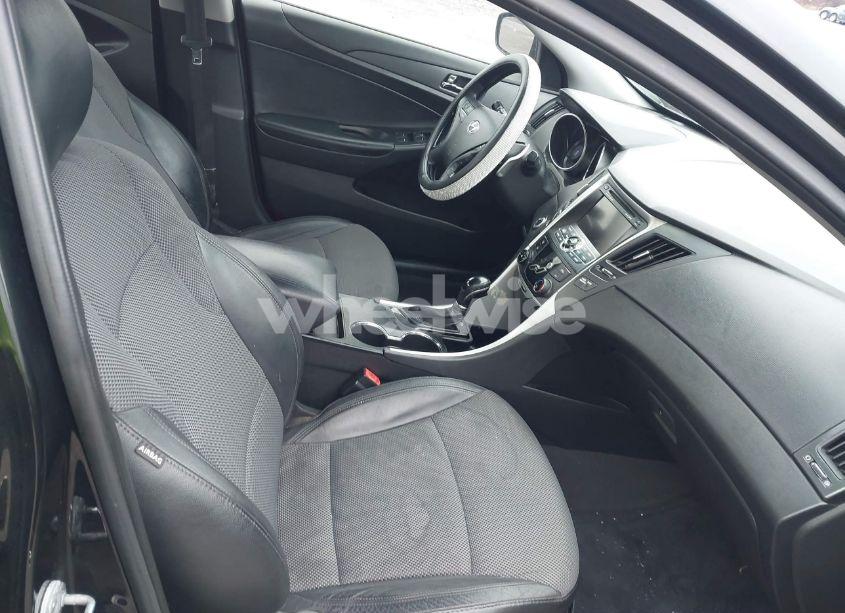 Photo 5 of 2011 Hyundai Sonata SE (VIN 5NPEC4AC8BH050292)