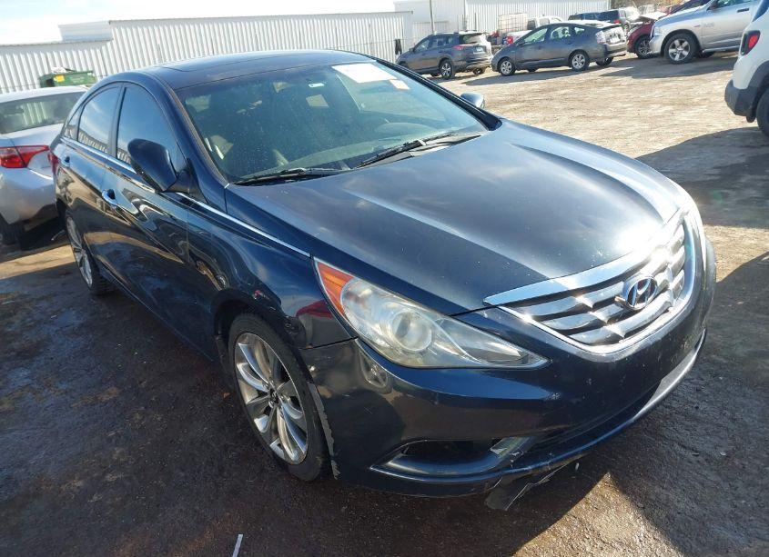 2011 Hyundai Sonata SE (VIN 5NPEC4AC8BH054052) main photo