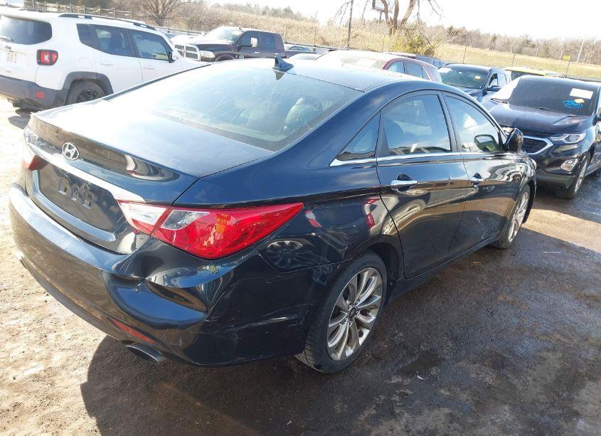 Photo 4 of 2011 Hyundai Sonata SE (VIN 5NPEC4AC8BH054052)