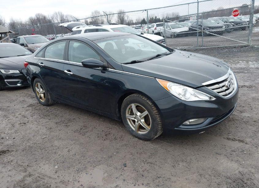 2011 Hyundai Sonata SE (VIN 5NPEC4AC8BH063026) main photo
