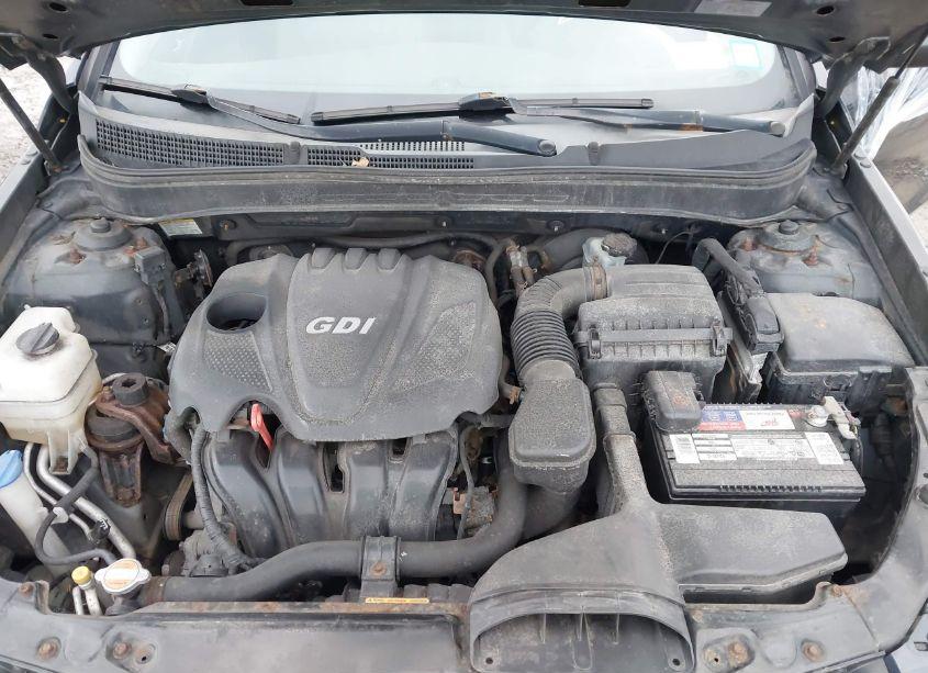 Photo 10 of 2011 Hyundai Sonata SE (VIN 5NPEC4AC8BH063026)