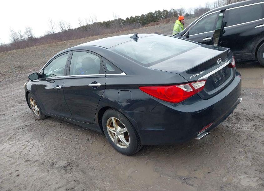 Photo 3 of 2011 Hyundai Sonata SE (VIN 5NPEC4AC8BH063026)