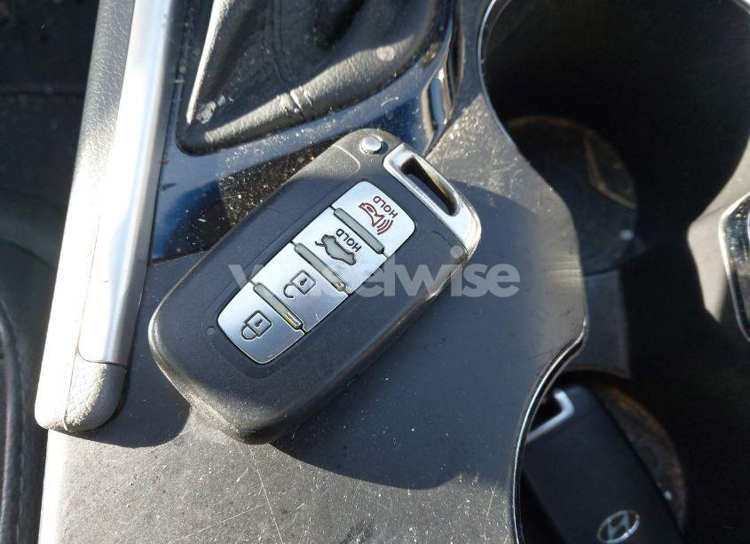 Photo 11 of 2011 Hyundai Sonata SE (VIN 5NPEC4AC8BH075144)