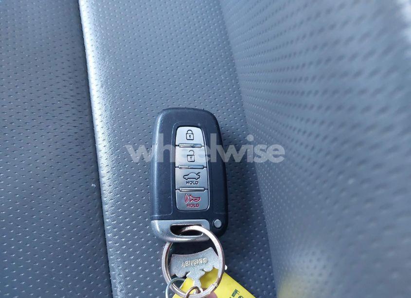 Photo 11 of 2011 Hyundai Sonata LIMITED (VIN 5NPEC4AC8BH100687)