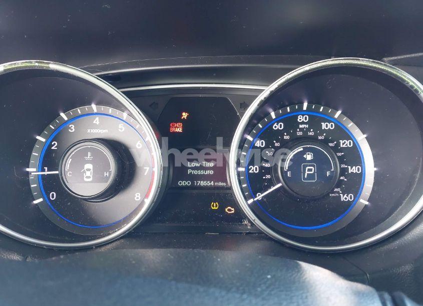 Photo 7 of 2011 Hyundai Sonata SE (VIN 5NPEC4AC8BH108255)