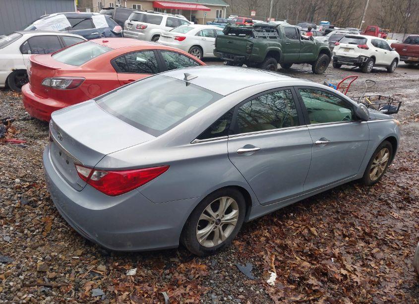 Photo 4 of 2011 Hyundai Sonata LIMITED (VIN 5NPEC4AC8BH138386)