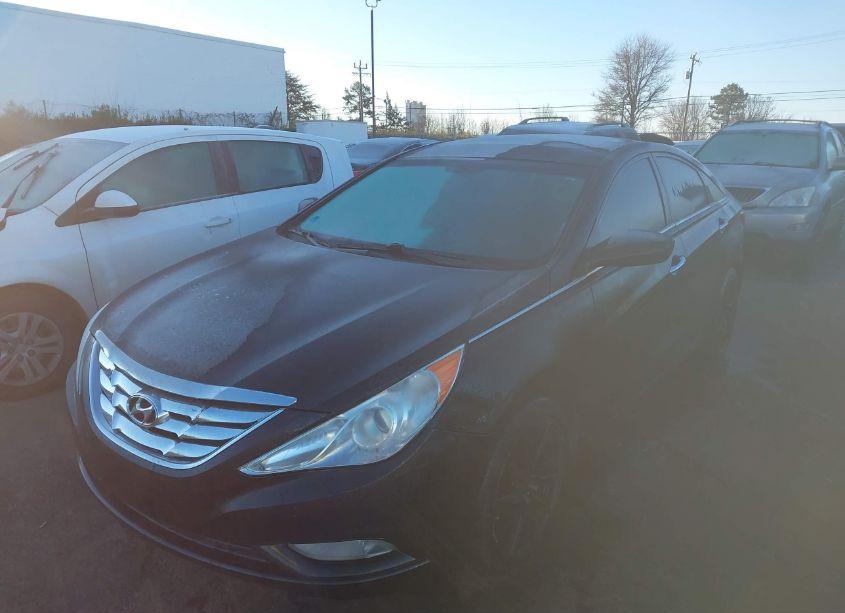 Photo 2 of 2011 Hyundai Sonata SE (VIN 5NPEC4AC8BH142860)