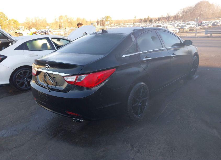 Photo 4 of 2011 Hyundai Sonata SE (VIN 5NPEC4AC8BH142860)