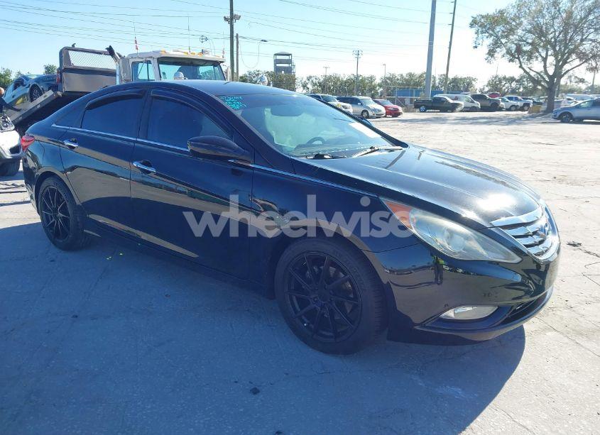 2011 Hyundai Sonata SE (VIN 5NPEC4AC8BH183585) main photo