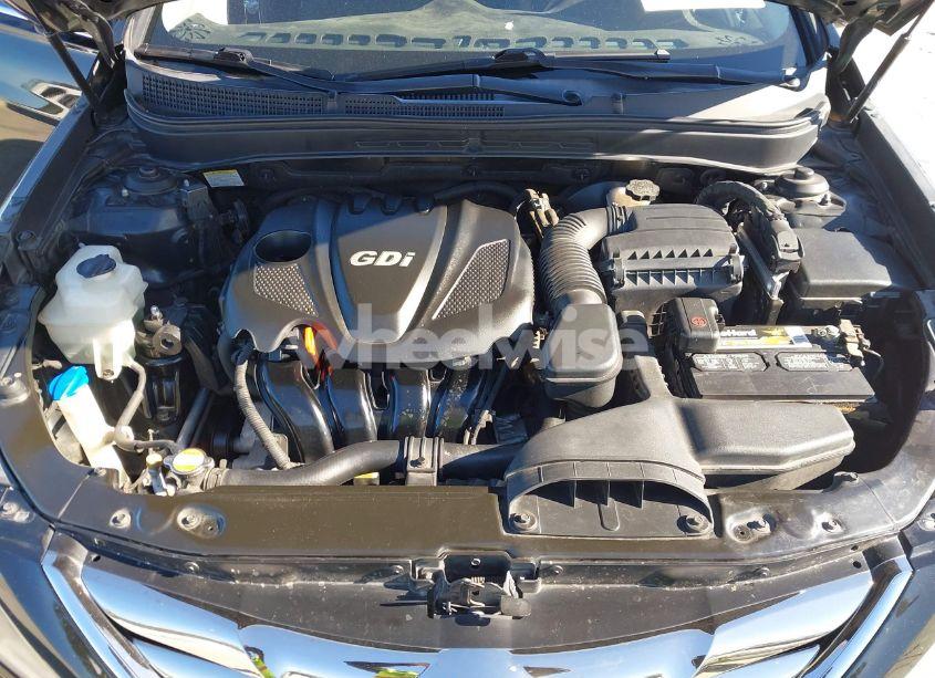Photo 10 of 2011 Hyundai Sonata SE (VIN 5NPEC4AC8BH183585)
