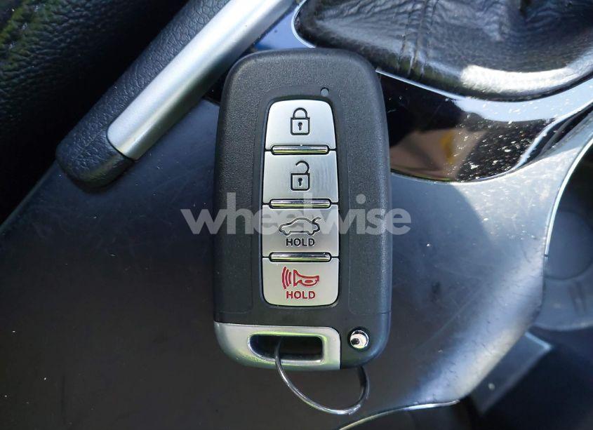 Photo 11 of 2011 Hyundai Sonata SE (VIN 5NPEC4AC8BH183585)