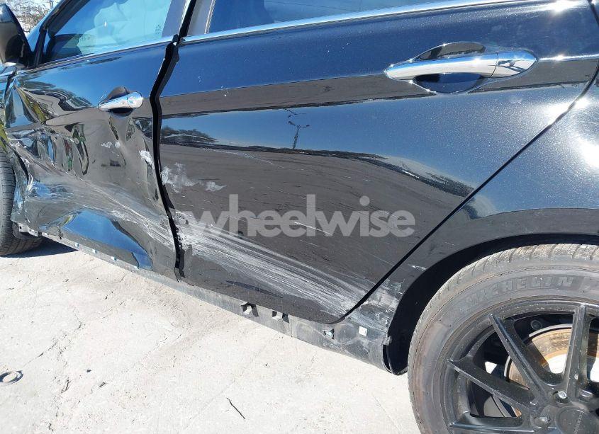 Photo 13 of 2011 Hyundai Sonata SE (VIN 5NPEC4AC8BH183585)