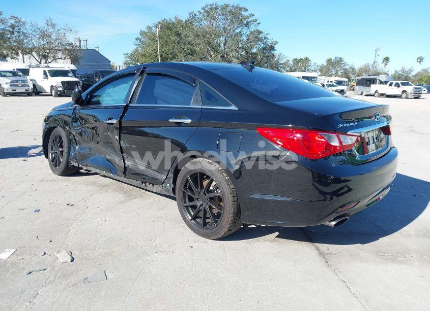 Photo 3 of 2011 Hyundai Sonata SE (VIN 5NPEC4AC8BH183585)