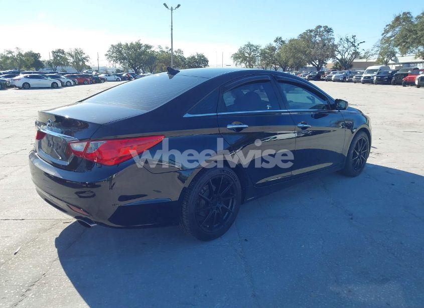 Photo 4 of 2011 Hyundai Sonata SE (VIN 5NPEC4AC8BH183585)