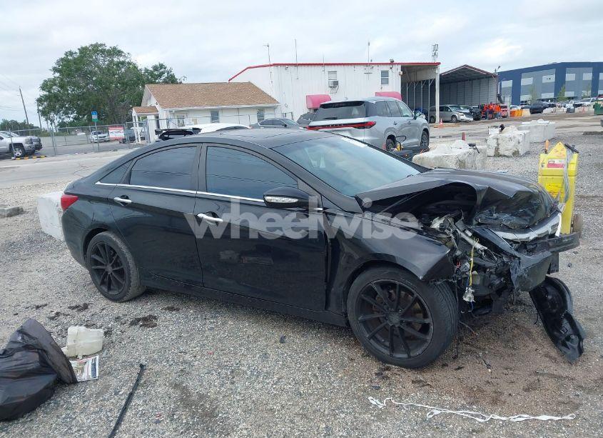 Photo 13 of 2011 Hyundai Sonata LIMITED (VIN 5NPEC4AC8BH189435)