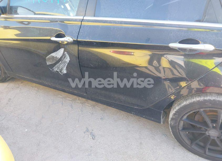 Photo 17 of 2011 Hyundai Sonata LIMITED (VIN 5NPEC4AC8BH189435)