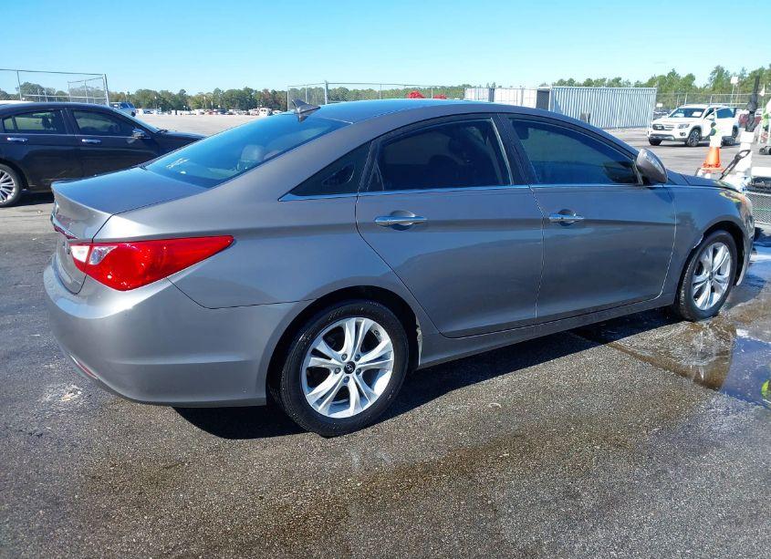 Photo 4 of 2011 Hyundai Sonata LIMITED (VIN 5NPEC4AC8BH241498)