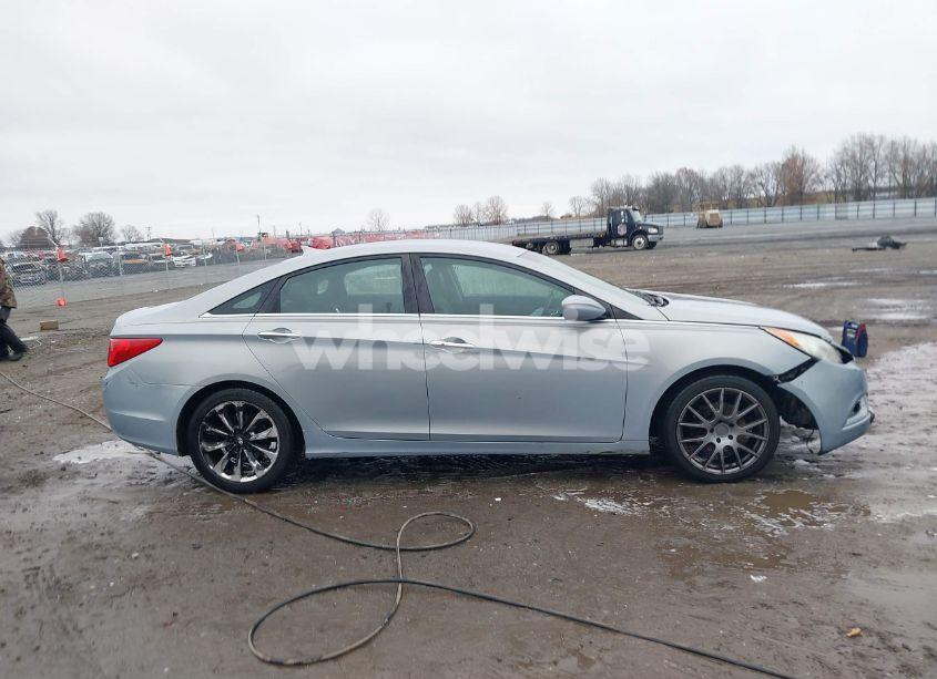 Photo 13 of 2011 Hyundai Sonata SE (VIN 5NPEC4AC8BH243347)