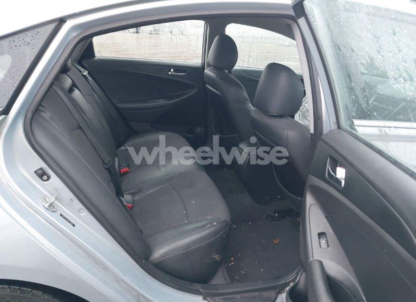 Photo 8 of 2011 Hyundai Sonata SE (VIN 5NPEC4AC8BH243347)