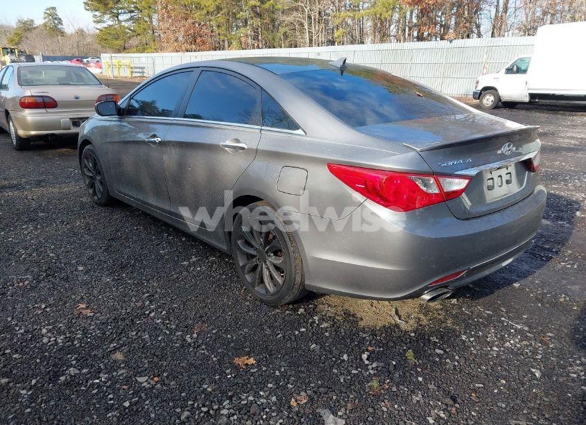 Photo 3 of 2011 Hyundai Sonata SE (VIN 5NPEC4AC8BH280091)