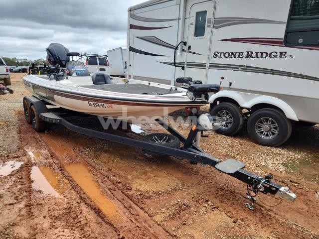 Photo 5 of 2002 SKEETER BOAT N/A (VIN 5NPEC4AC8BH303711)