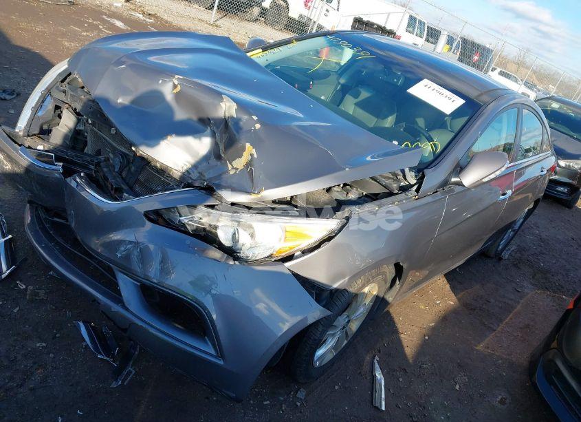 Photo 2 of 2012 Hyundai Sonata 2.4L LIMITED (VIN 5NPEC4AC8CH394884)