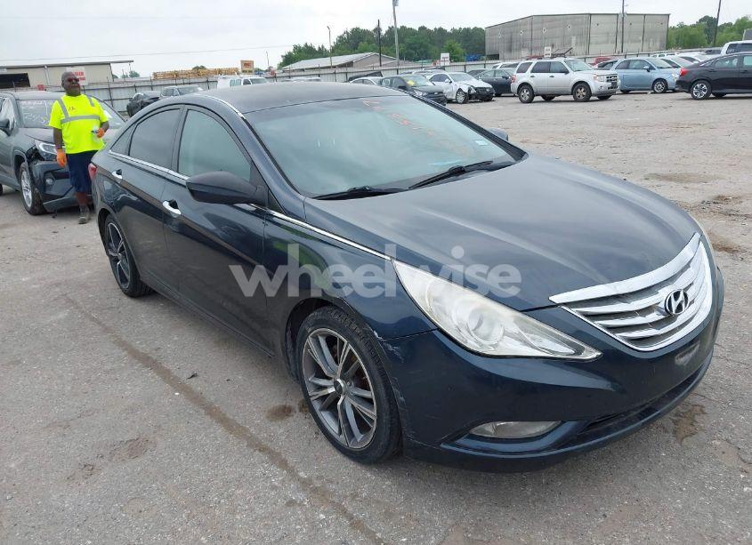 2012 Hyundai Sonata SE (VIN 5NPEC4AC8CH437748) main photo