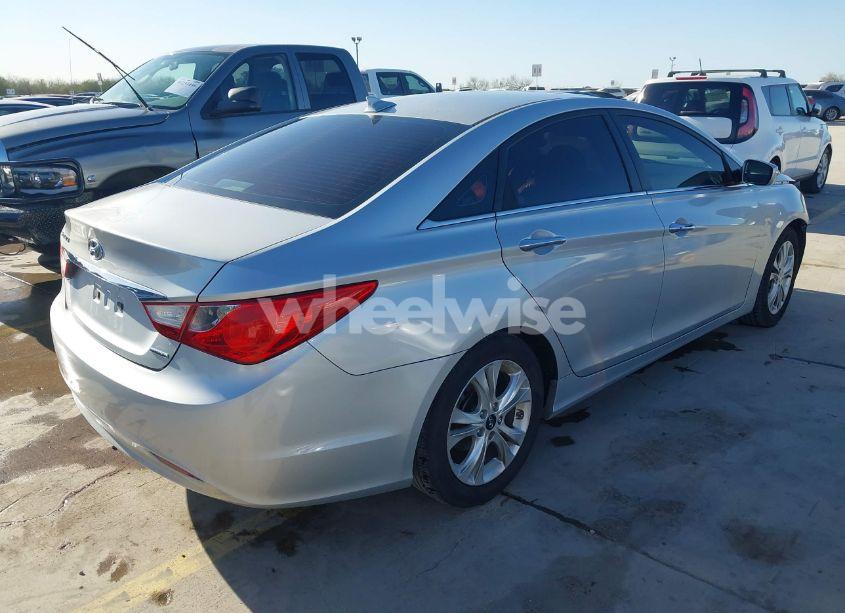 Photo 4 of 2013 Hyundai Sonata LIMITED (VIN 5NPEC4AC8DH555431)
