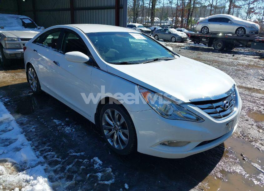 2013 Hyundai Sonata SE (VIN 5NPEC4AC8DH556966) main photo