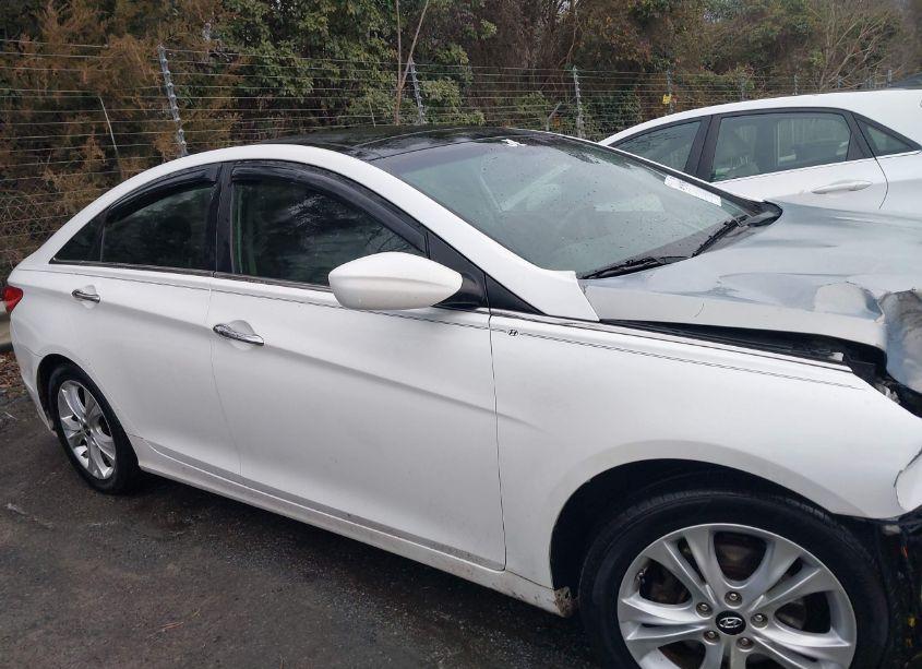 Photo 13 of 2013 Hyundai Sonata LIMITED (VIN 5NPEC4AC8DH561679)