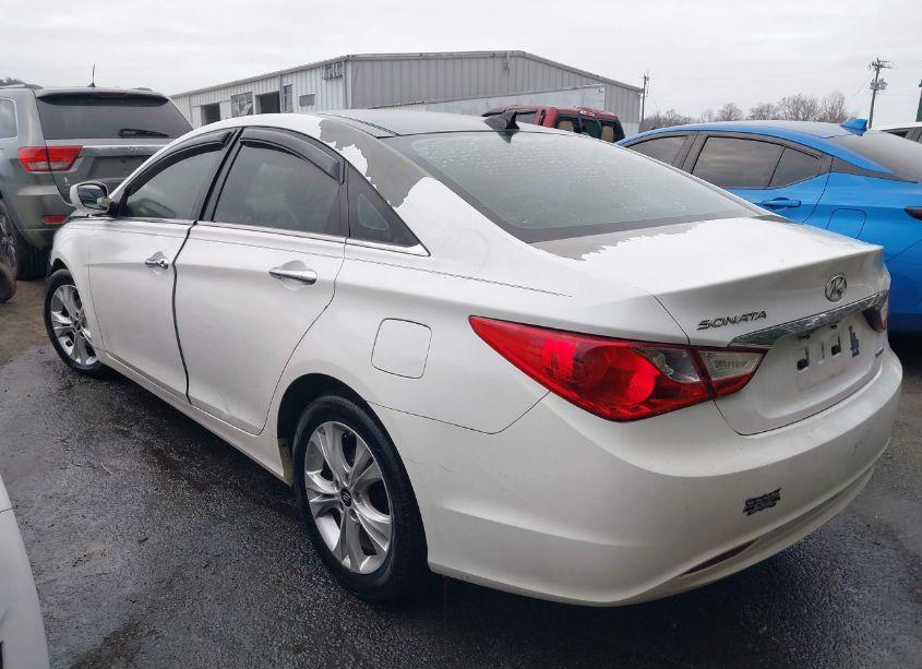 Photo 3 of 2013 Hyundai Sonata LIMITED (VIN 5NPEC4AC8DH561679)