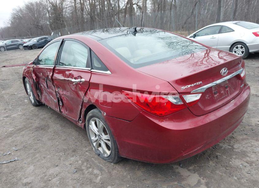 Photo 3 of 2013 Hyundai Sonata LIMITED (VIN 5NPEC4AC8DH566221)