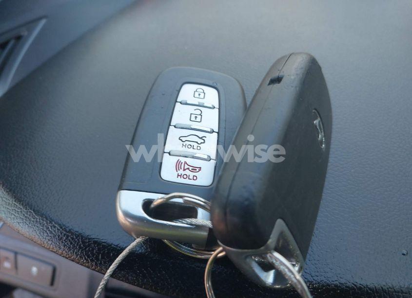 Photo 11 of 2013 Hyundai Sonata SE (VIN 5NPEC4AC8DH578949)