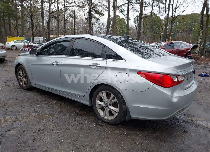 Photo 3 of 2013 Hyundai Sonata LIMITED (VIN 5NPEC4AC8DH601906)