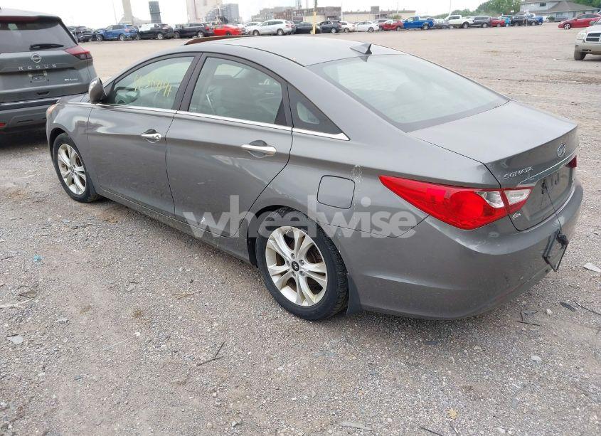 Photo 3 of 2013 Hyundai Sonata LIMITED (VIN 5NPEC4AC8DH632069)